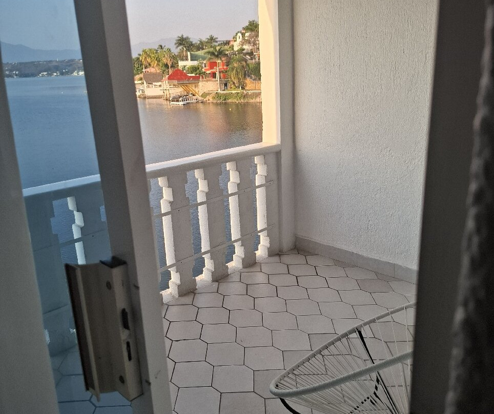 德贝哈尔特可思奎腾旅馆主图