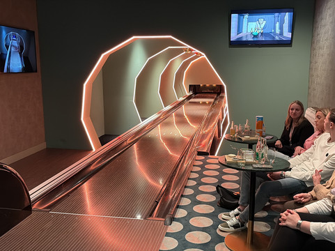 Spare Time Boutique Bowling & Entertainment-Gilze必去景点