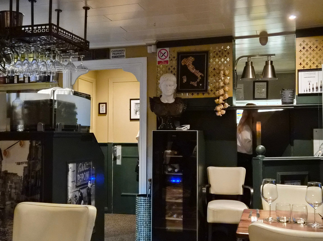 Picollo Restaurant