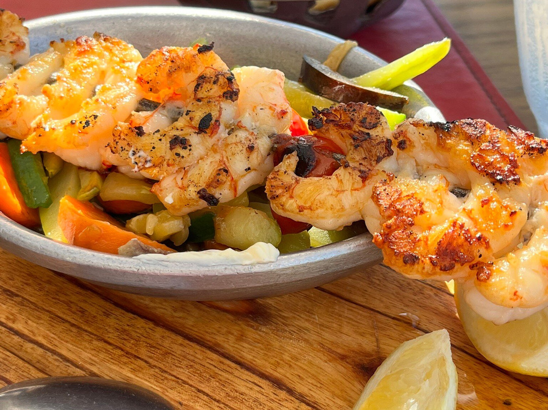 托洛萨酒店主图