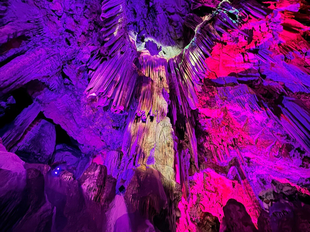 St. Michael's Cave-直布罗陀必去景点