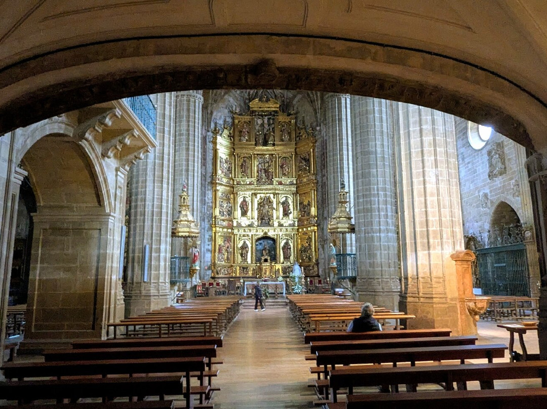Iglesia de Nuestra Senora de la Asuncion-Briones必去景点