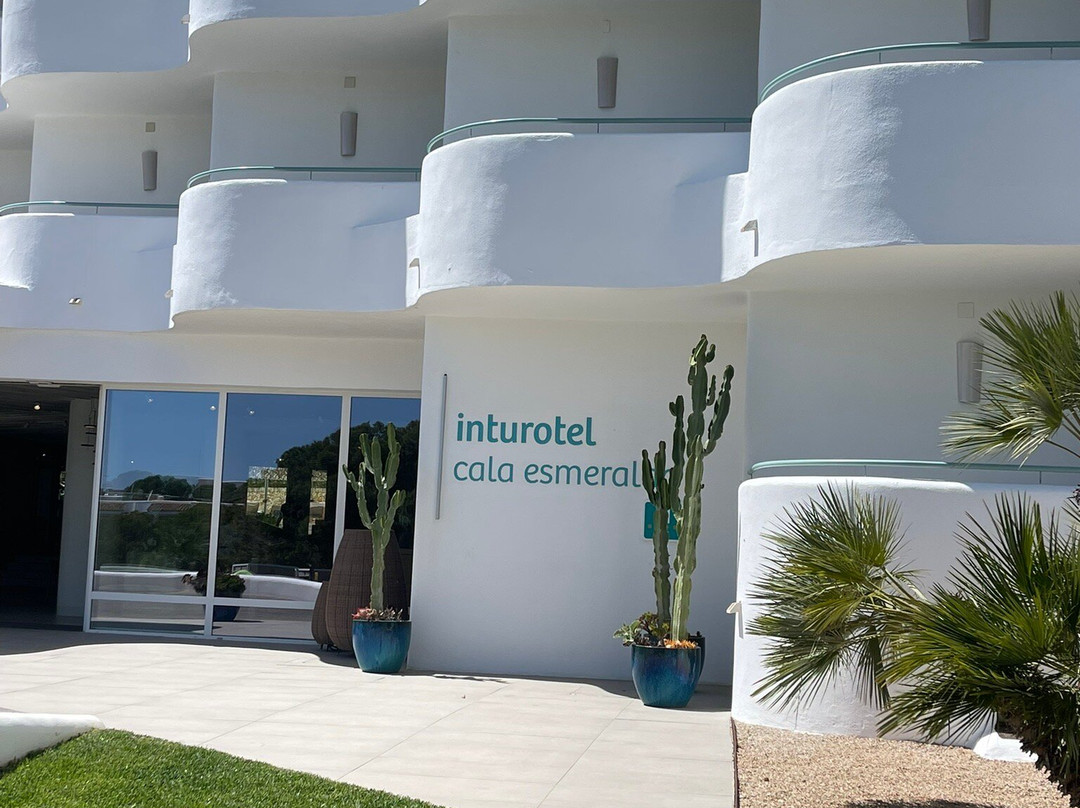 Inturotel Cala Esmeralda主图