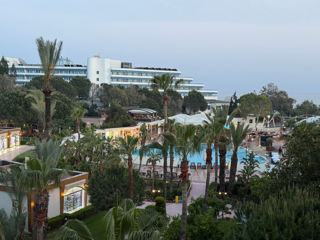 Club Hotel Turan Prince World主图
