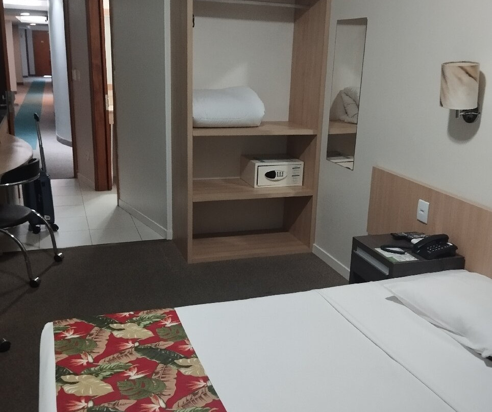 伊克公寓酒店主图