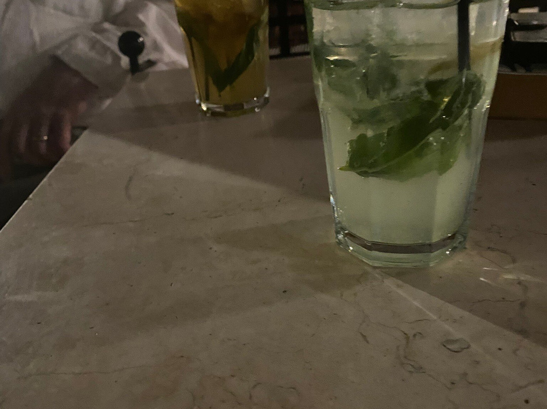 贝拉海滩酒店主图