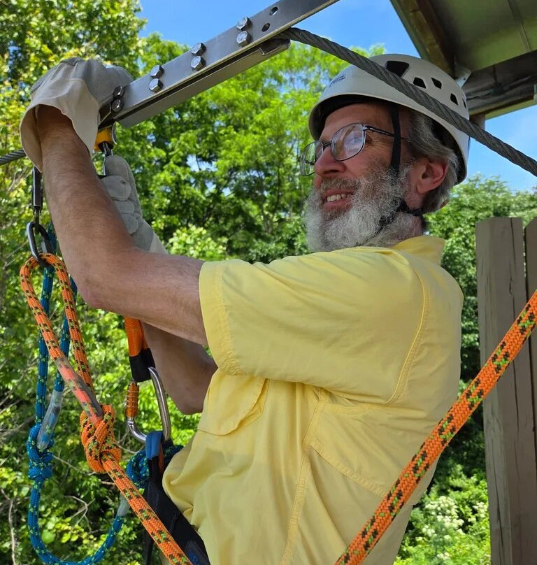 Screaming Raptor Zip Lines-Petersburg必去景点