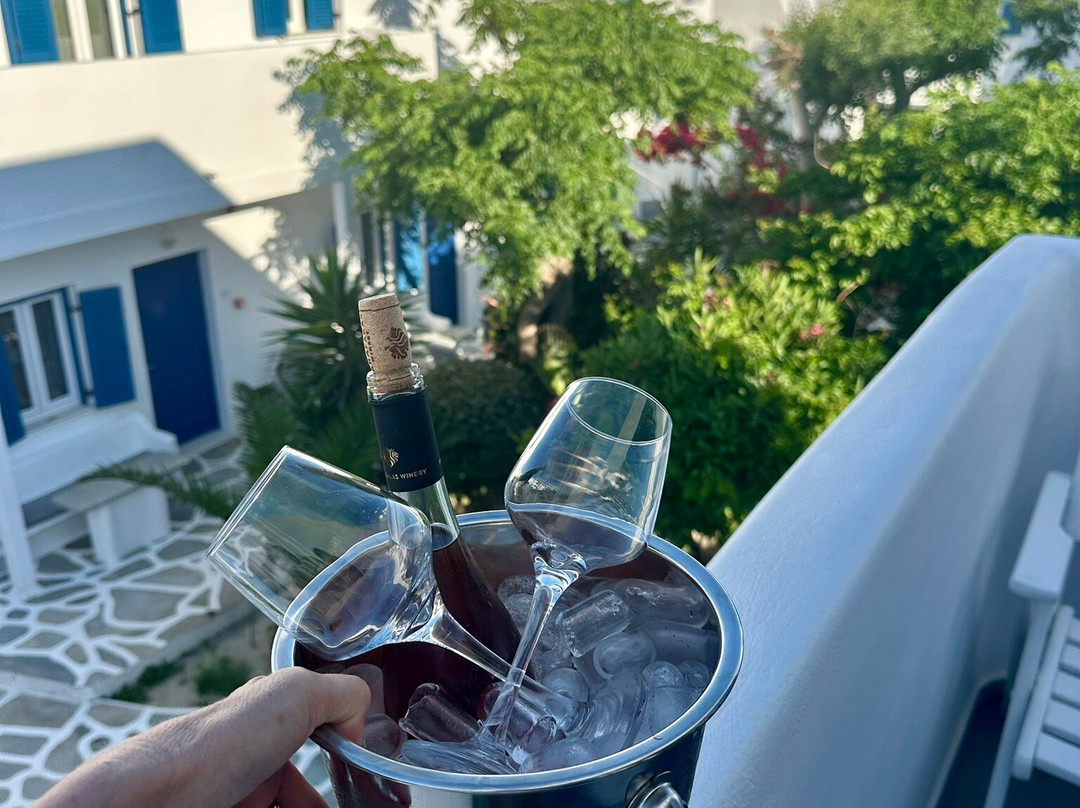 阿克洛基亚里酒店主图