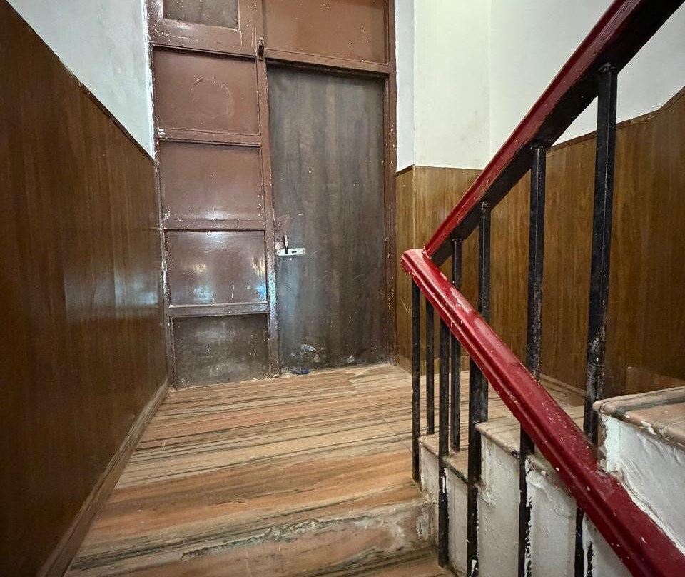 古尔默尔格迎宾酒店主图