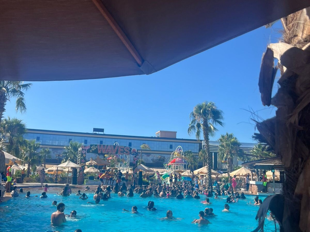 Waves Aquapark-Kenitra必去景点
