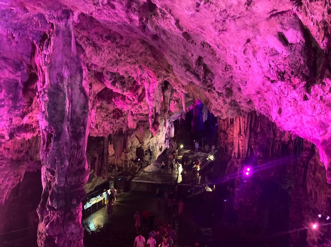 St. Michael's Cave-直布罗陀必去景点