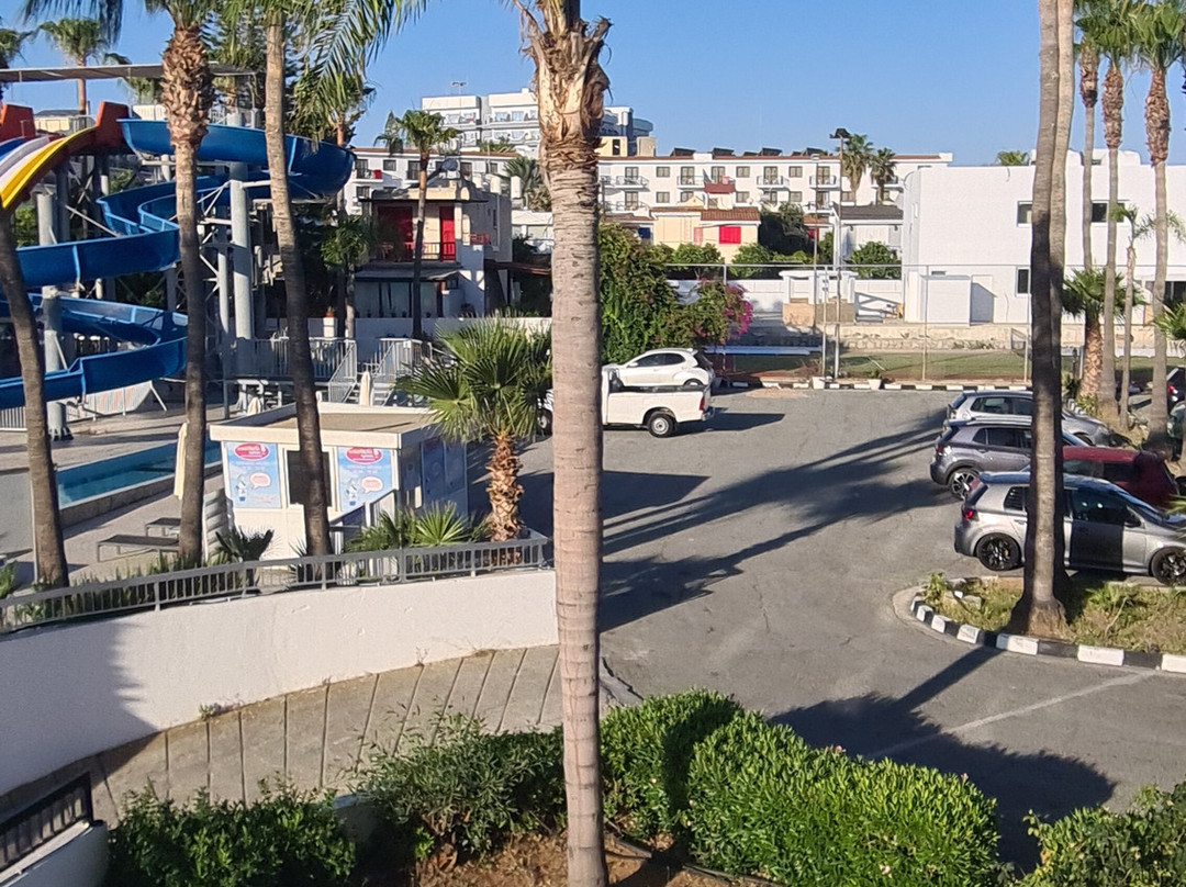 阿纳斯塔西娅海滩酒店主图