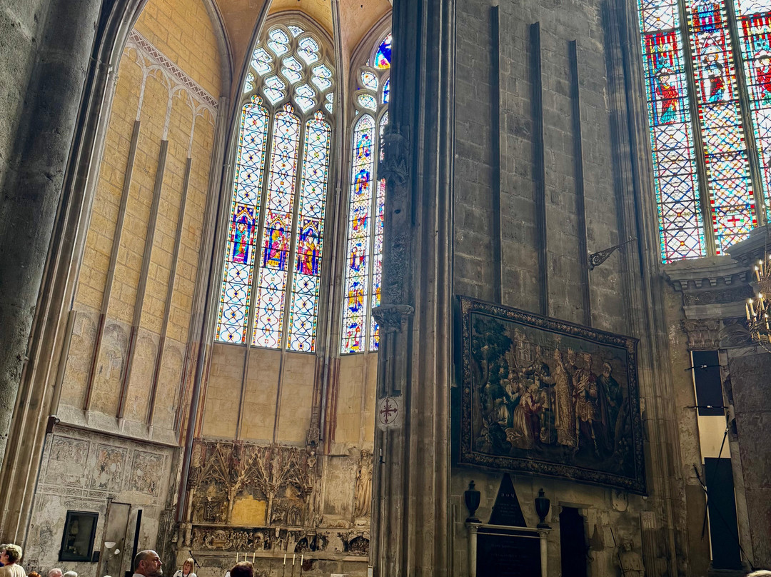 Cathédrale Saint-just Narbonne-纳博讷必去景点