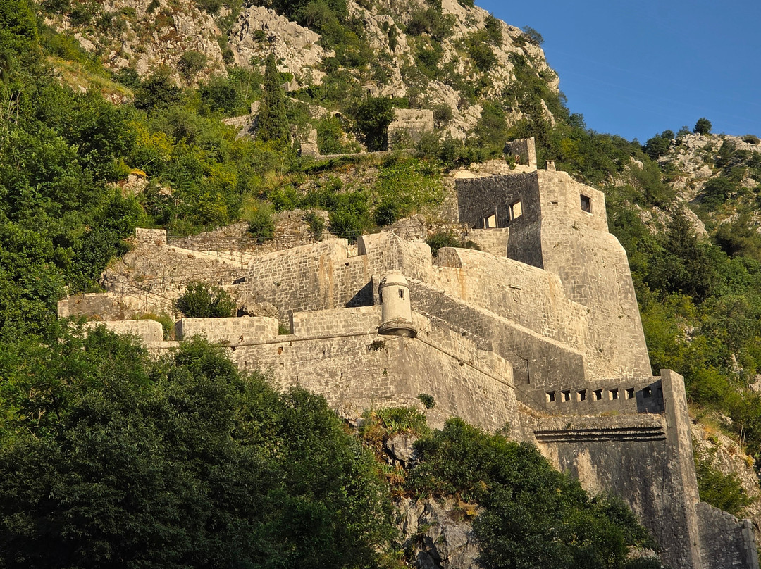 Budva City Walls-布德瓦必去景点