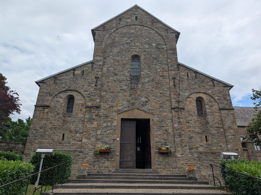 Église Saints-Pierre-et-Paul-Nandrin必去景点