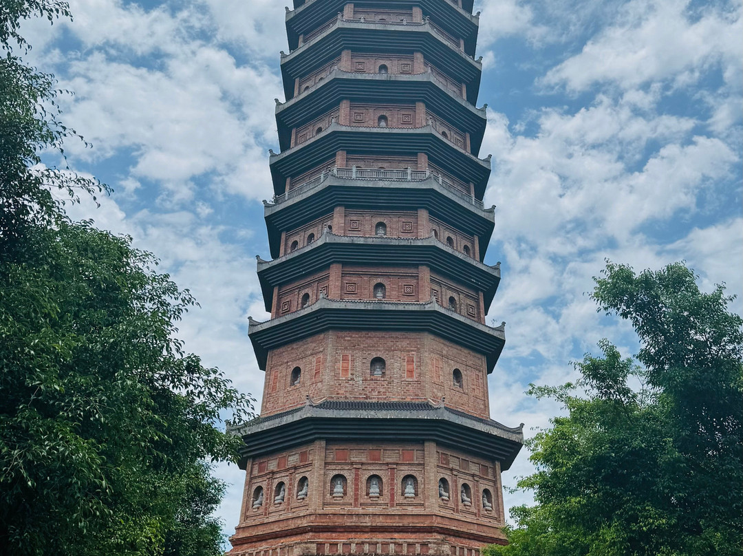 Bai Dinh Pagoda-Gia Sinh必去景点