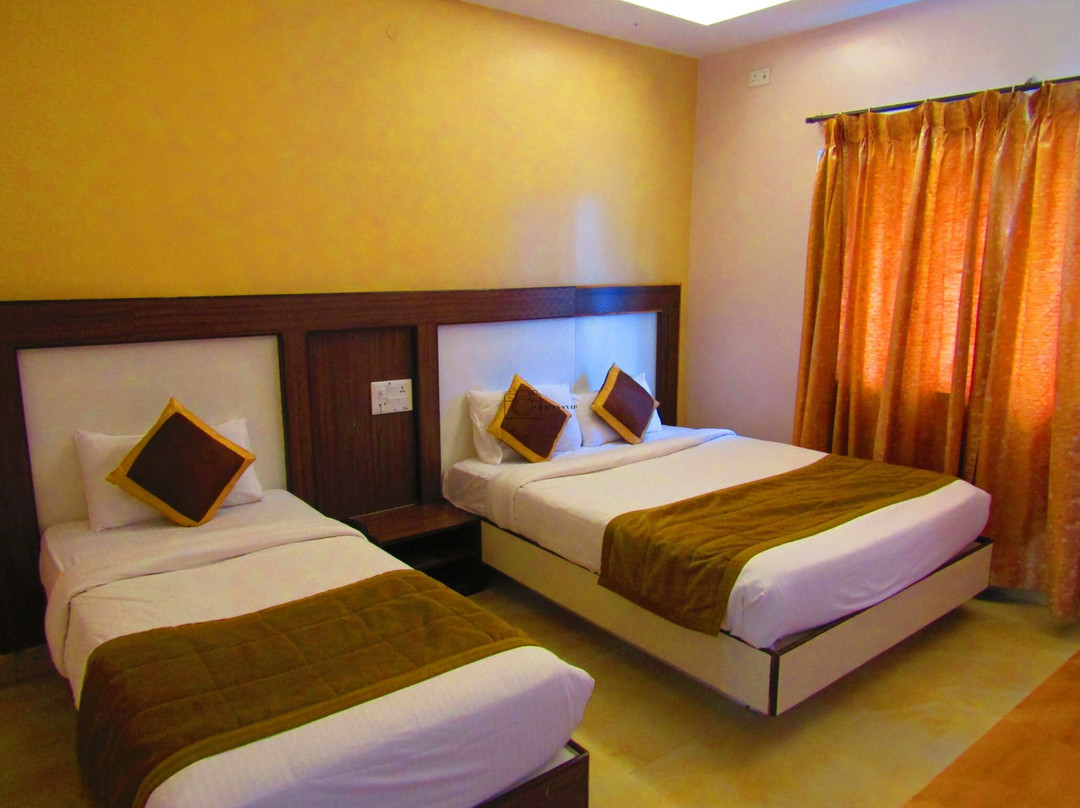 Silver Line Retreat Hotels主图