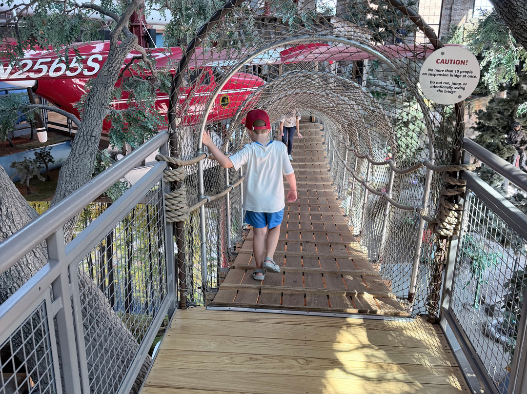 DNR Outdoor Adventure Center-底特律必去景点