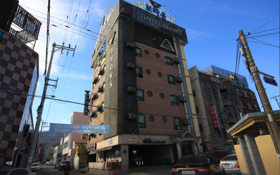 布朗酒店-官方