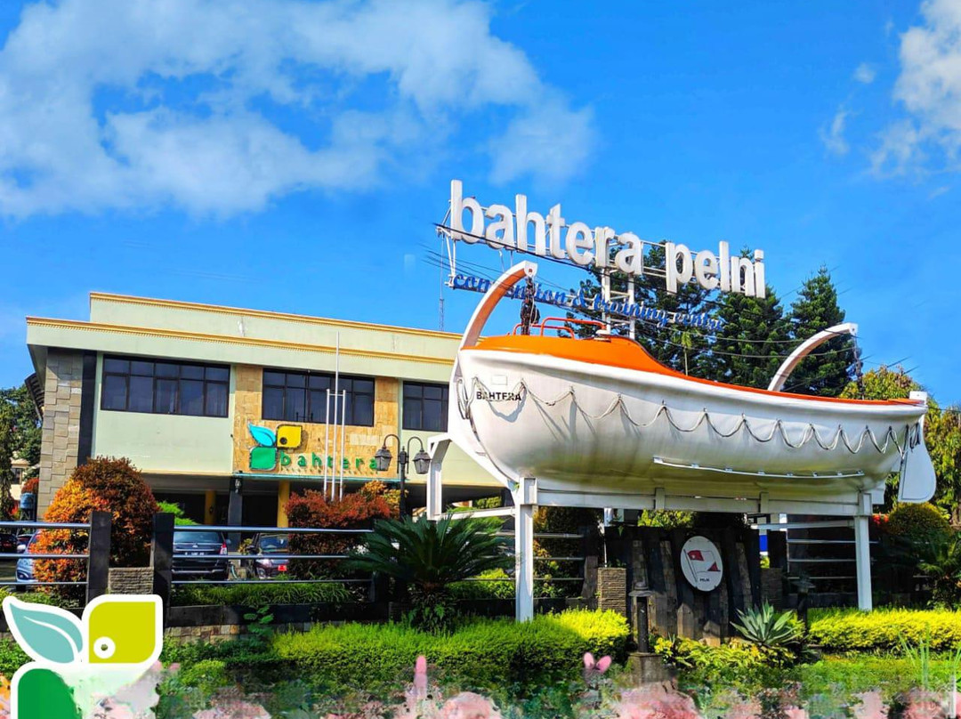 PT 佩尔尼巴特拉酒店