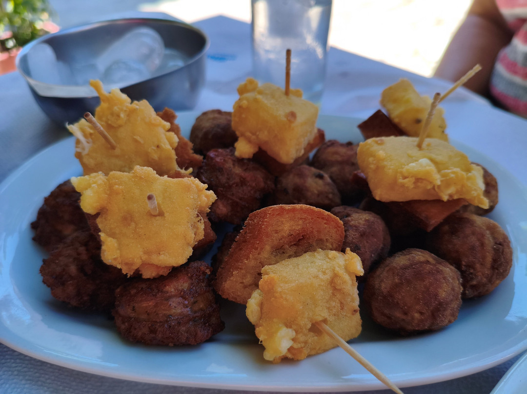 Madonas cafe-ouzo