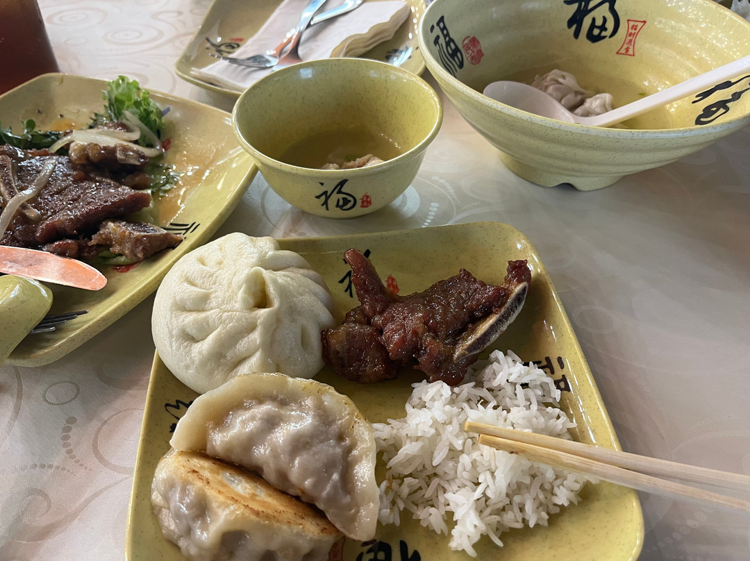 Loves Dumpling House