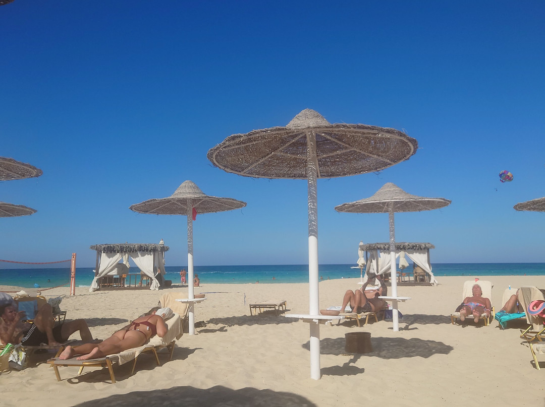 Brava Da Almada Beach-乌巴图巴必去景点