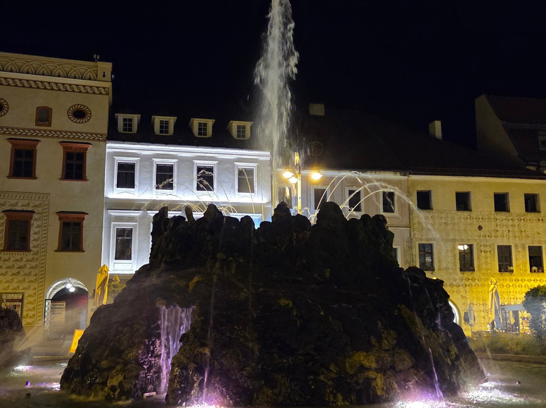 Slovak National Uprising Square-Banska Bystrica必去景点