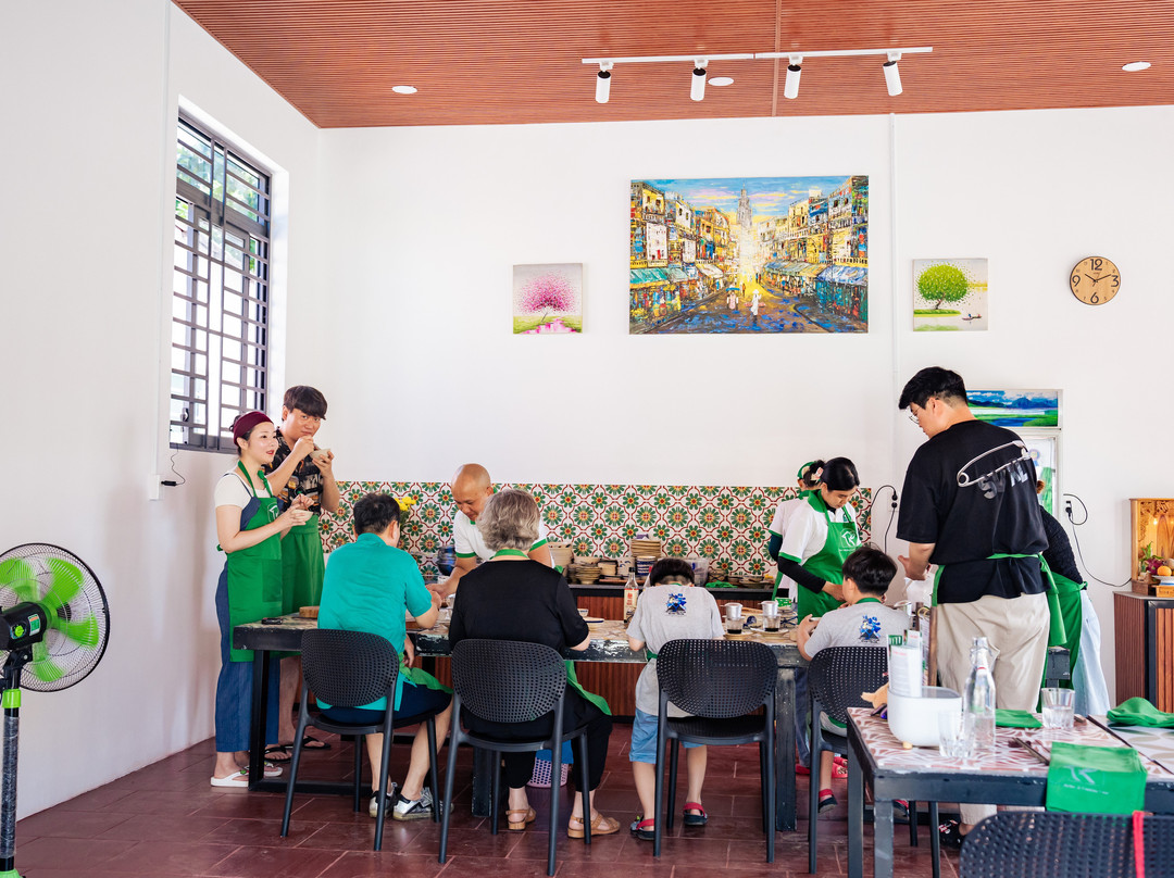 Troc's Kitchen & Cooking Class-扬东必去景点