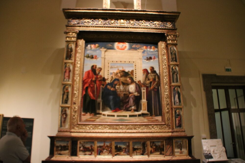 Palazzo Mosca - Musei Civici-佩萨罗必去景点