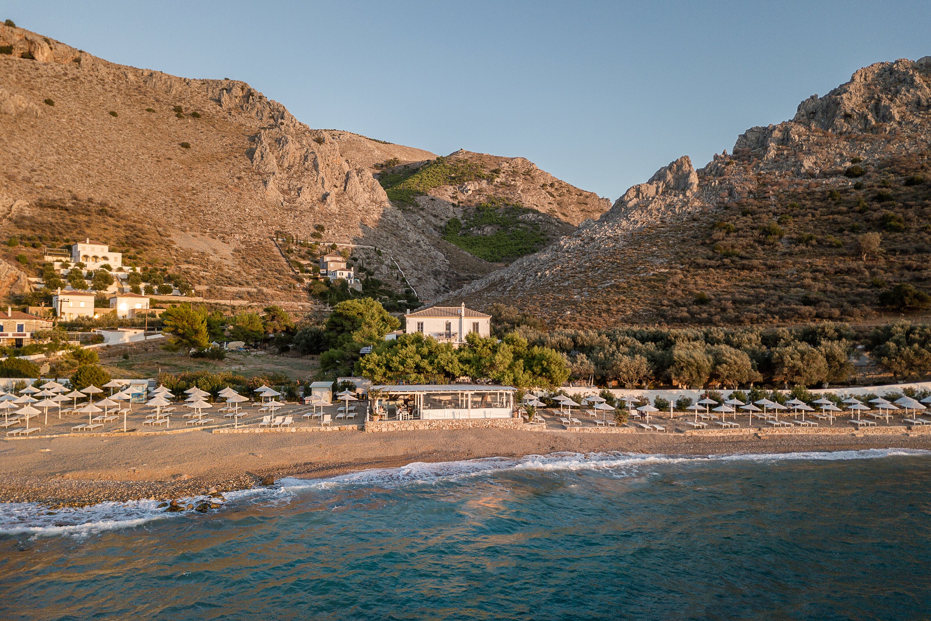Four Seasons Hydra Hotel-官方