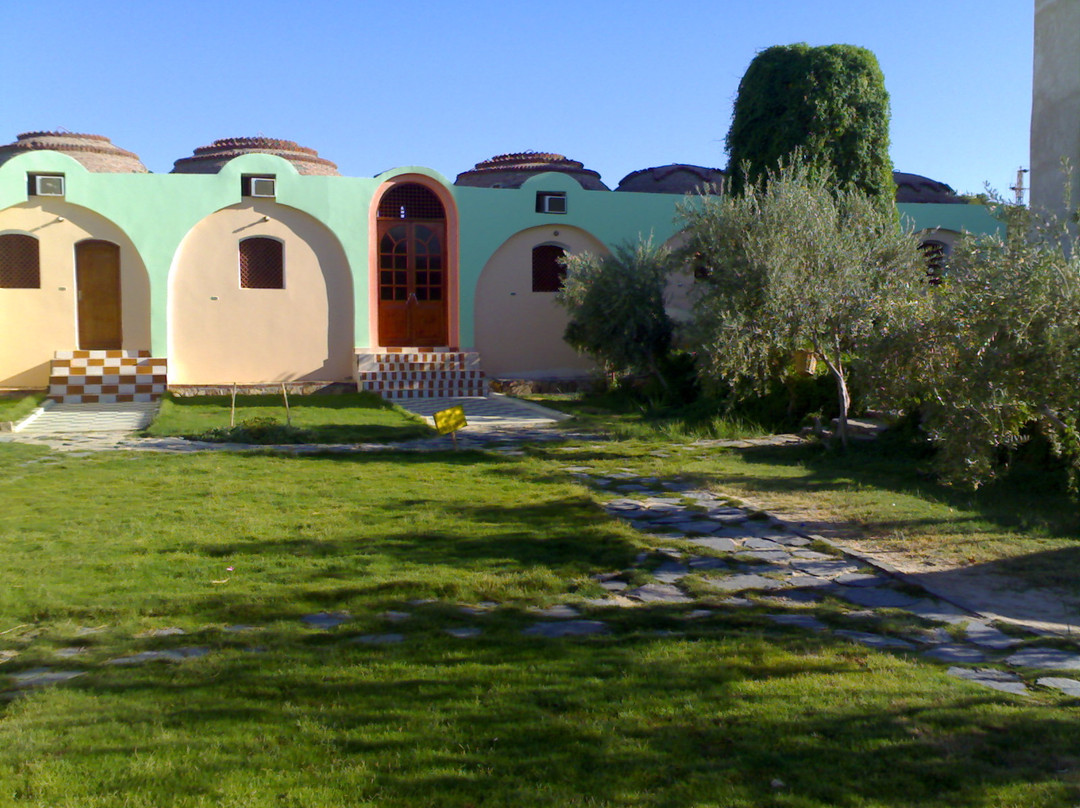 Ahmed Safari Camp And Hotel