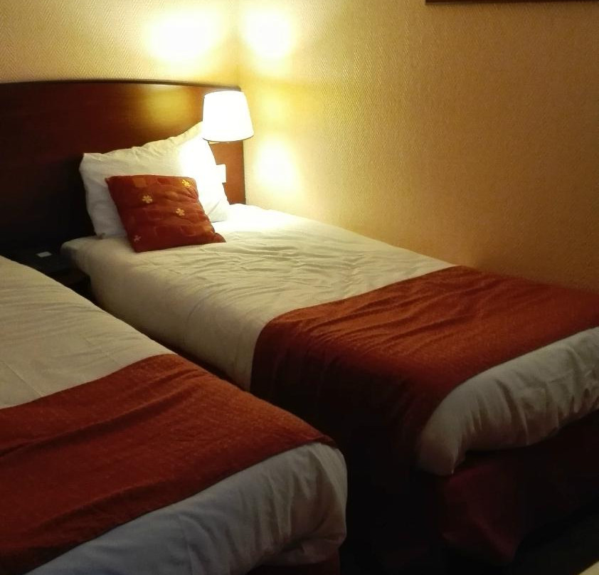 Hotel Grill du Coudray-Montceaux