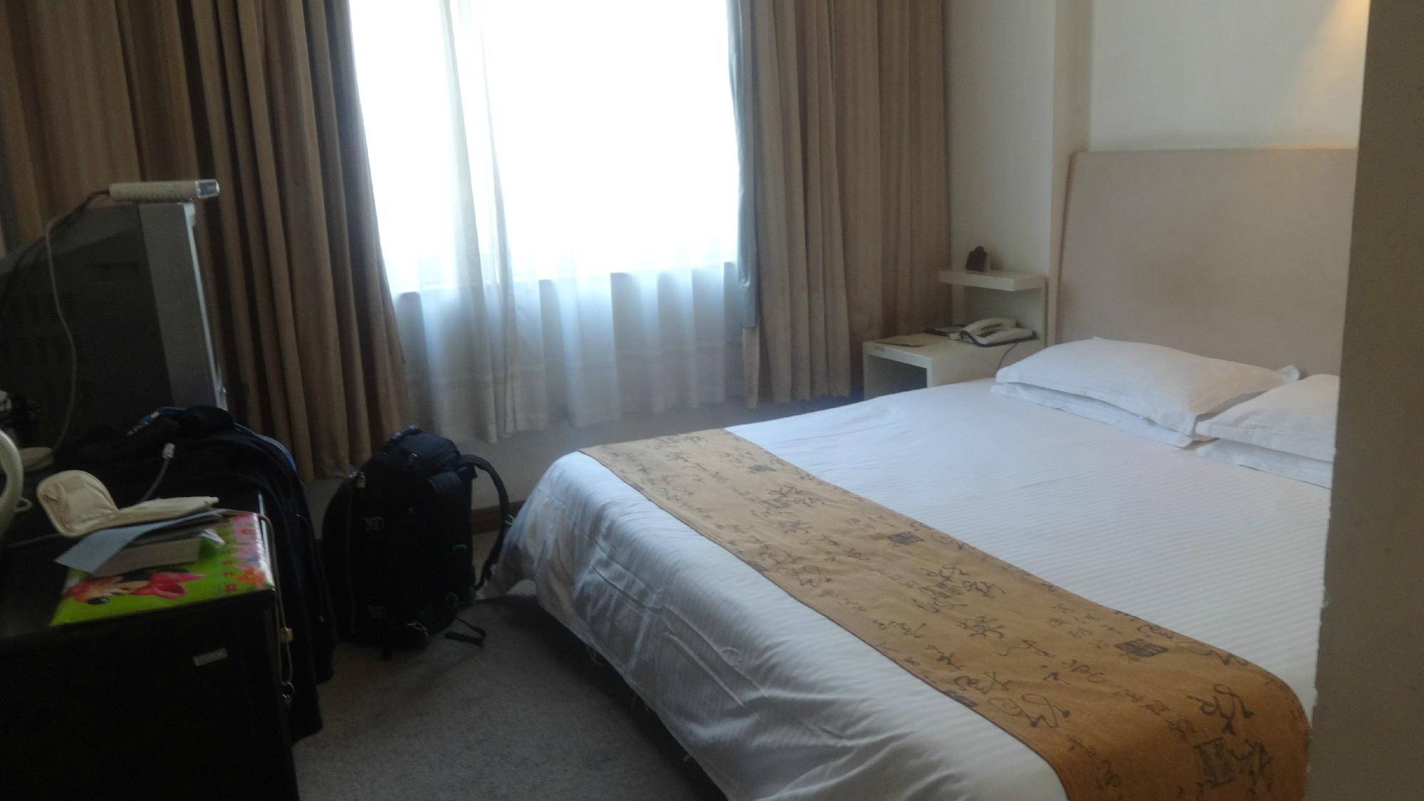 上海宝隆居家旅店中山店-客卧