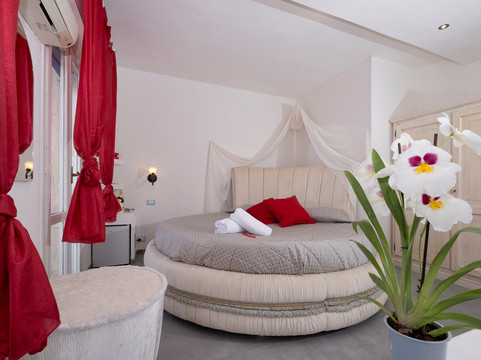 Rosignano Solvay酒店住宿-Hotel Villa dei Gerani