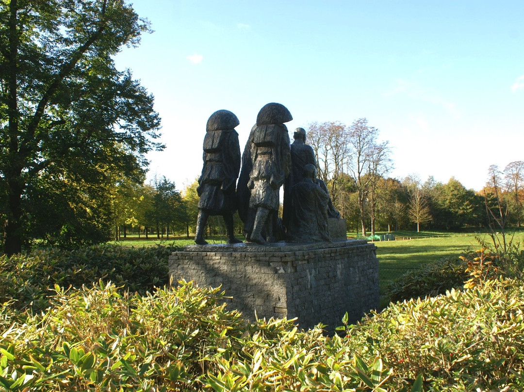 Les Statues de Pelerins Zen景点图片
