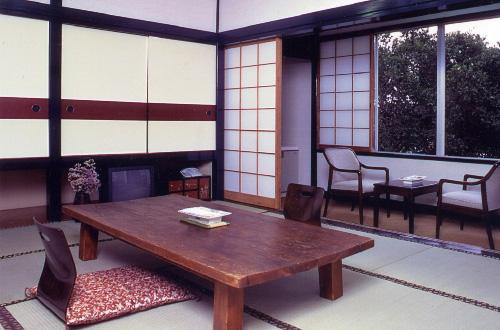 Gyotakuso Suzukiya