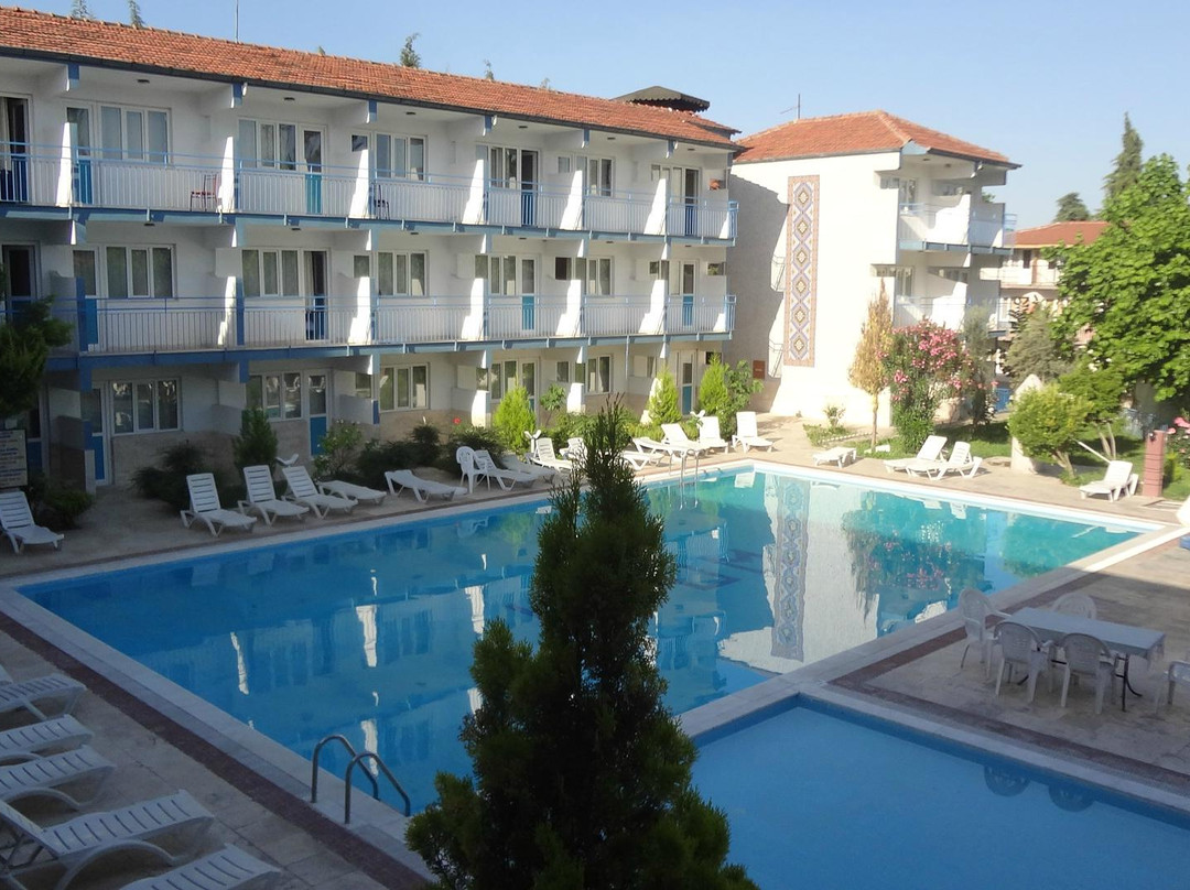 Uyum Hotel