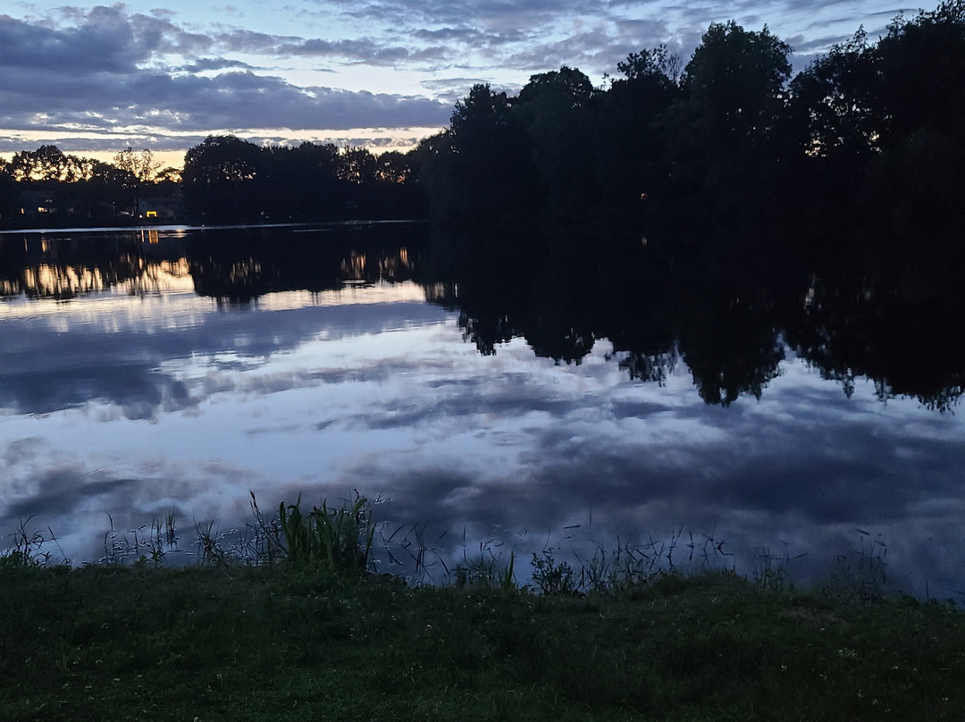 Fulton Pond and Park-曼斯费尔德必去景点