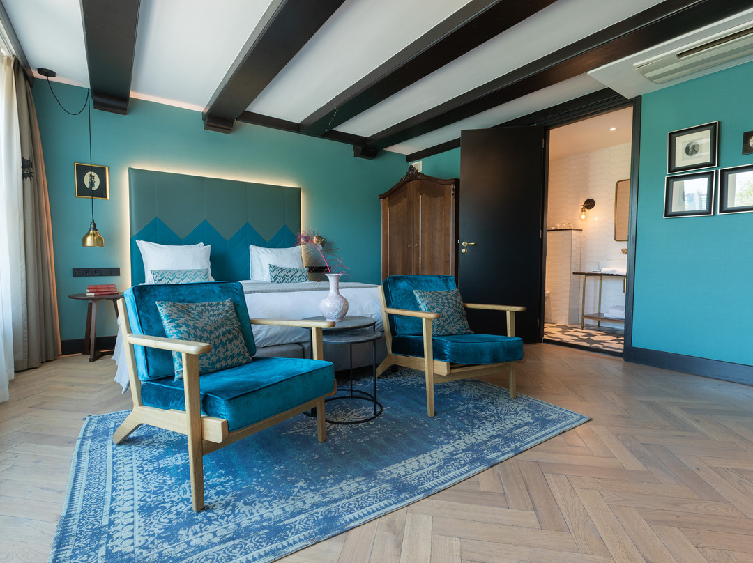 The Hendrick's Hotel
