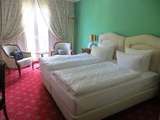 Victor's Residenz-Hotel Saarbrucken主图