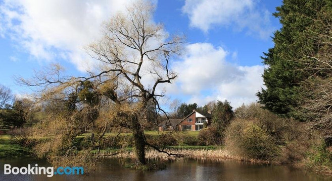 Cwmbach Lodge luxury B&B