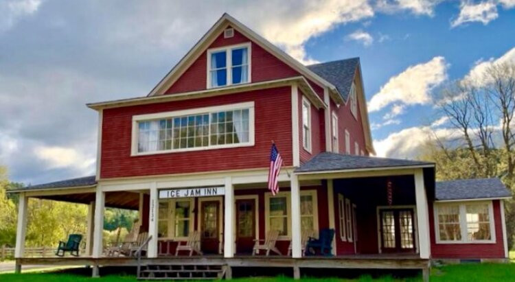 Ice Jam Inn