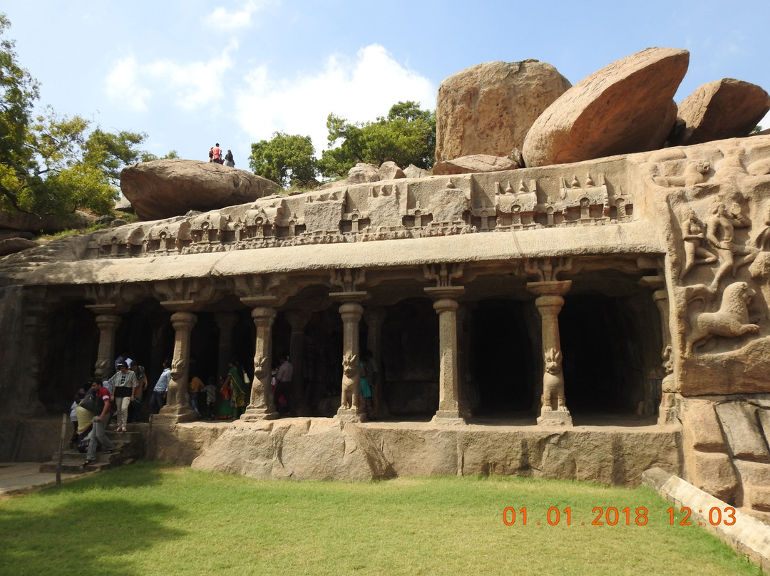 Pancha Pandava Cave景点图片
