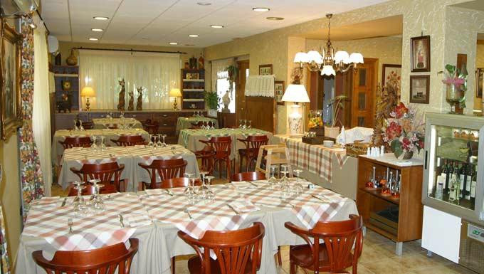 Linyola餐馆和美食-Restaurant Cal Xelín