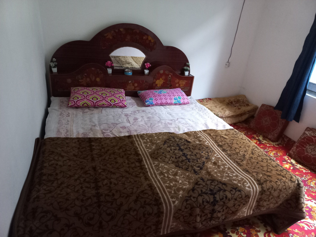 Haji Guest House & Restaurant