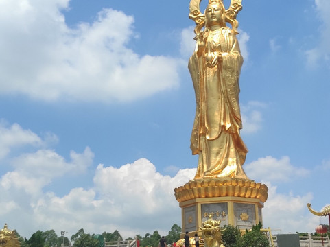 莲花塔-广州市必去景点