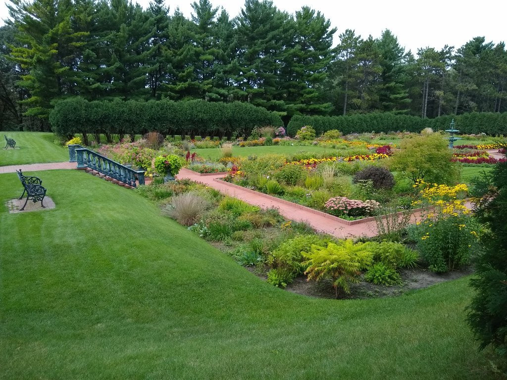 Saint Cloud旅游景点-Clemens Gardens