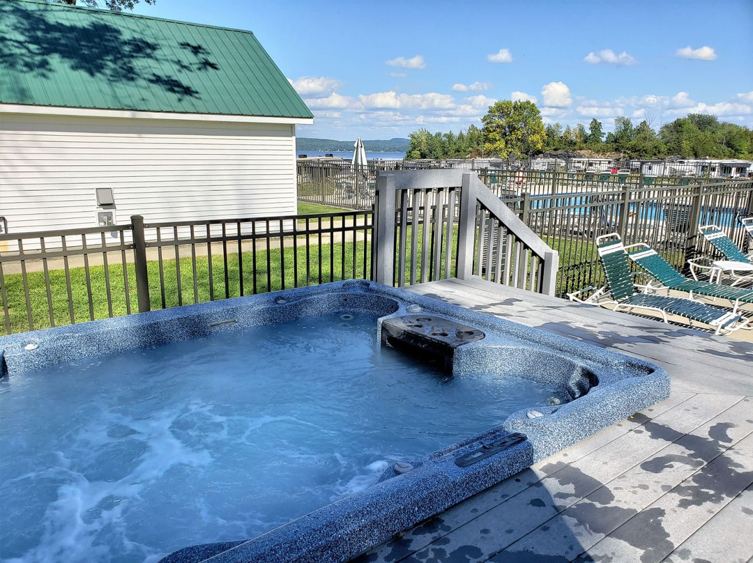 Apple Island Resort