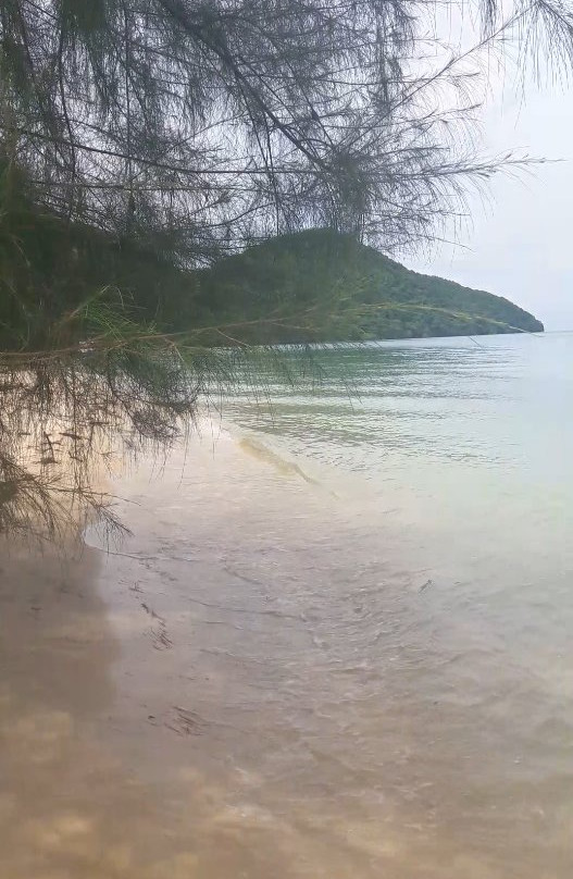 Loh Pared Bay Beach